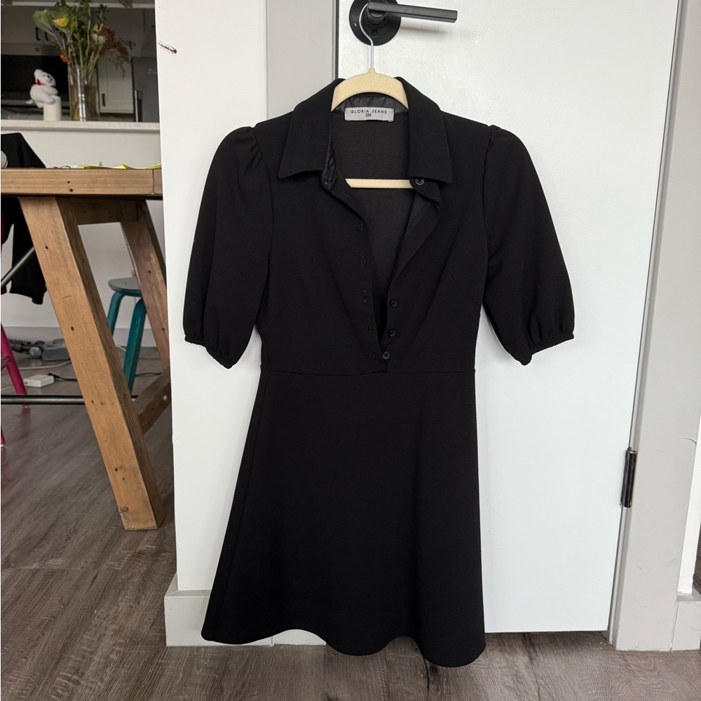 Chic Black Midi Dress with Puff Sleeves